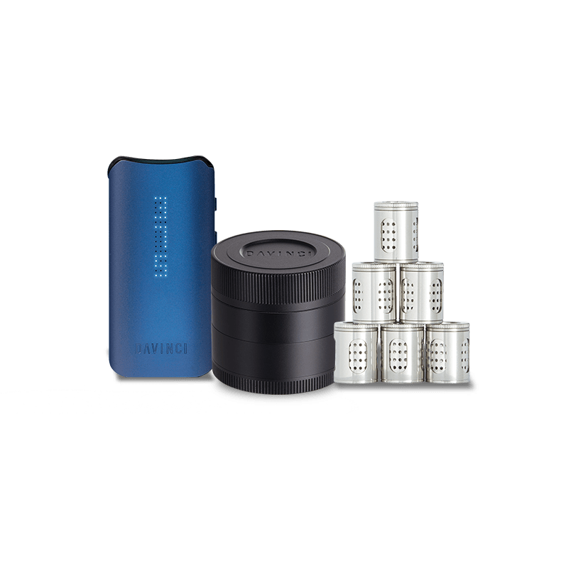 DaVinci Holiday Kitchen Gadget Bundle showcasing the IQC and herb grinder for festive cooking.