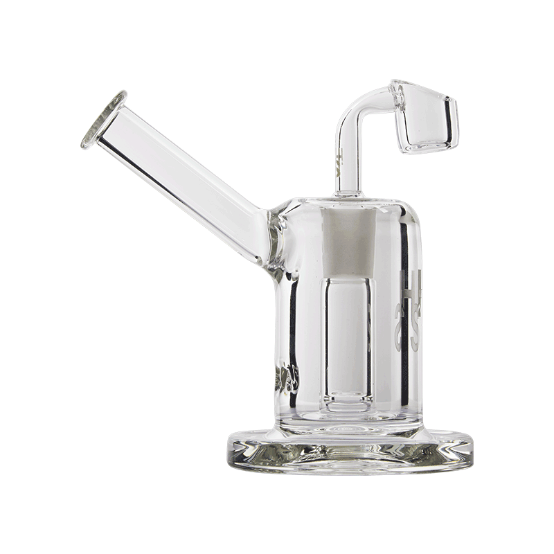 Close-up of the Higher Standards Heavy Duty Riggler with quartz banger and diffused downstem