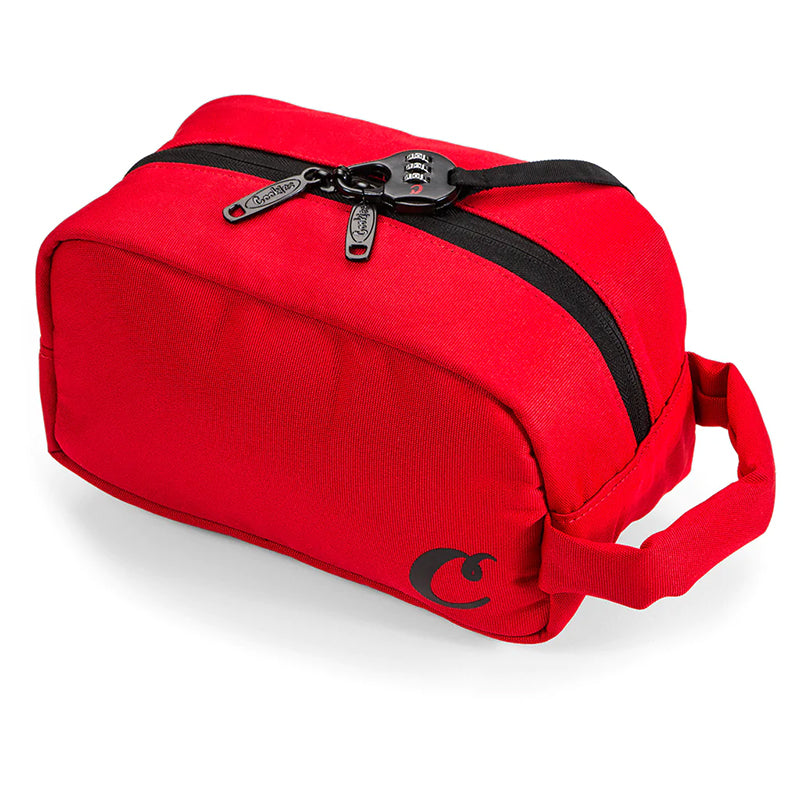 Close-up of the durable polyester canvas exterior of the toiletry bag with zipper