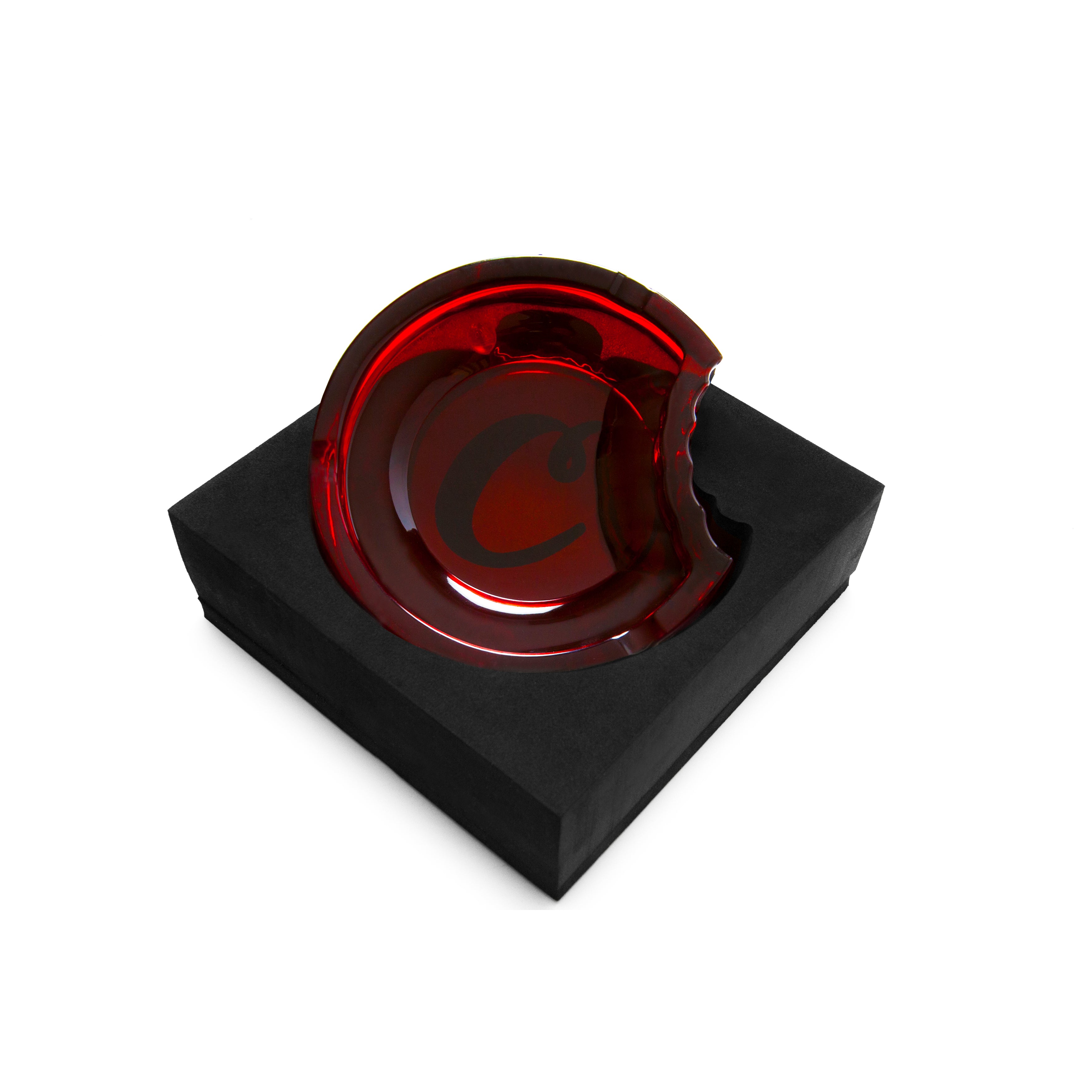 Top-angle shot of the Cookies glass ashtray showcasing the deep-dish and C-bite notches