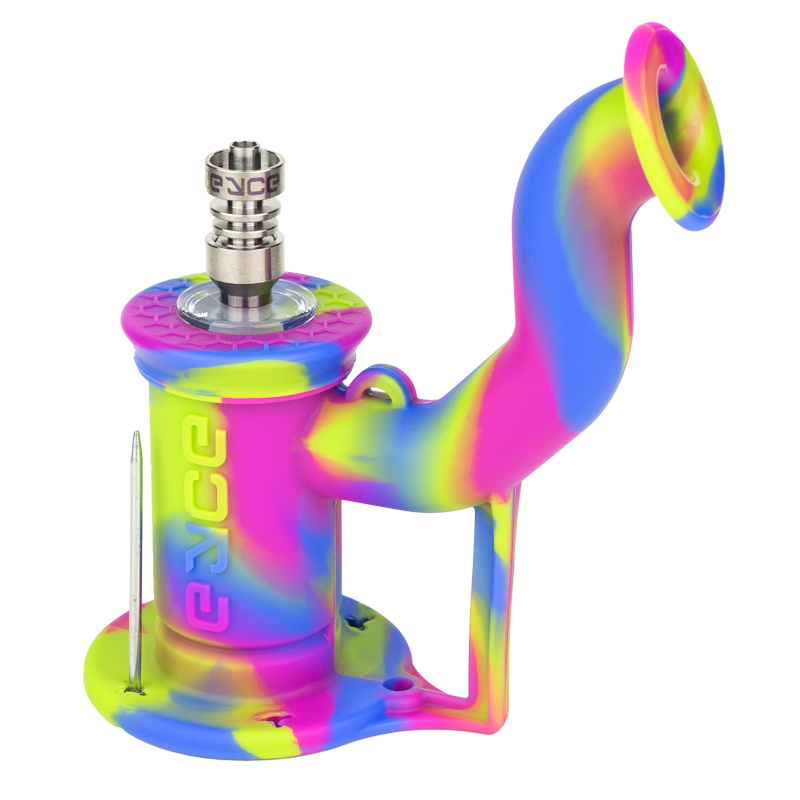 Close-up of the durable silicone Eyce Rig 2.0 with removable glass collar for easy cleaning