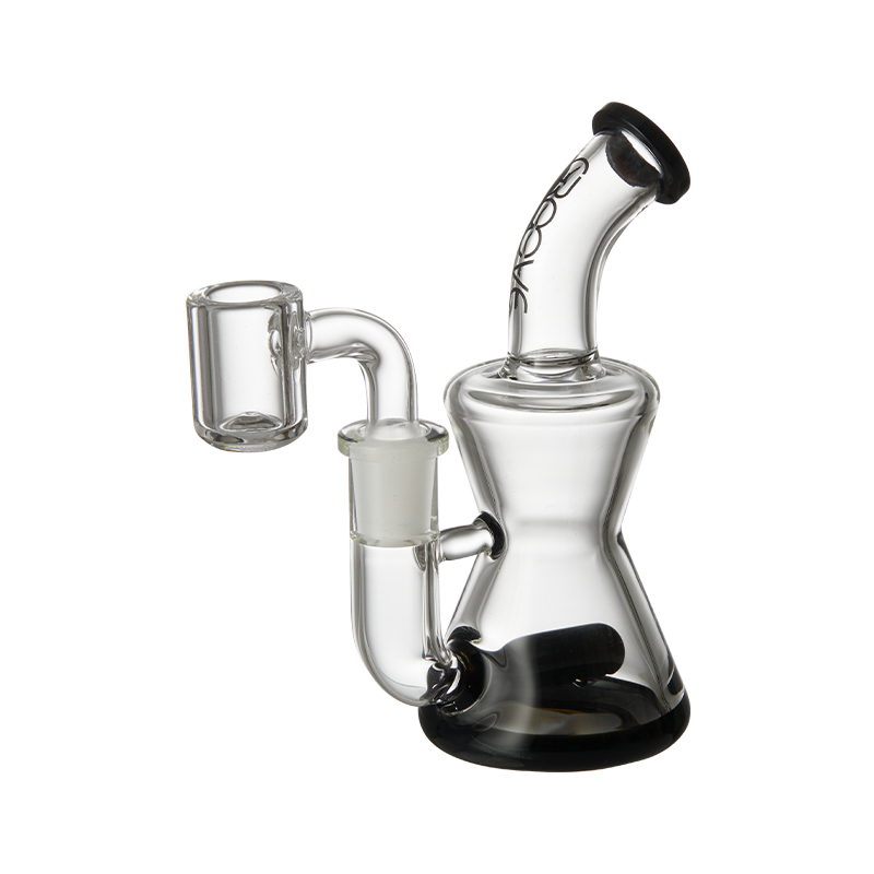 Side view of the compact concentrate rig with ground glass connections