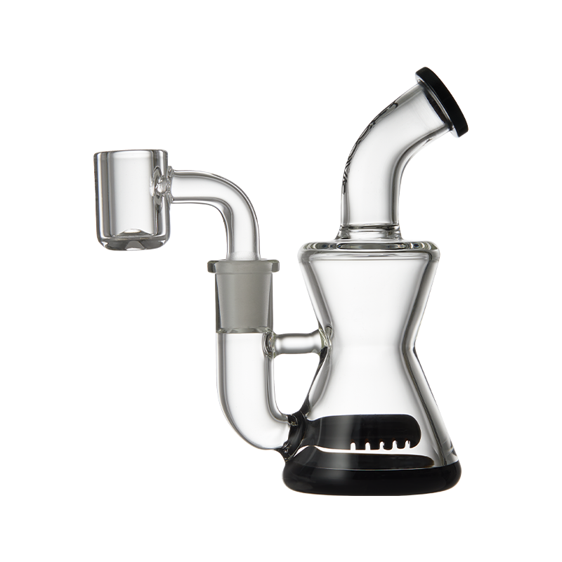 Side view of the compact concentrate rig with ground glass connections