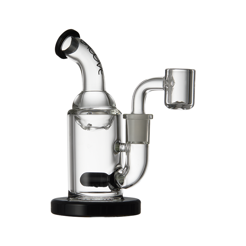 Groove Mini Glass Rig in use, demonstrating its functionality for both concentrates and dry herbs.