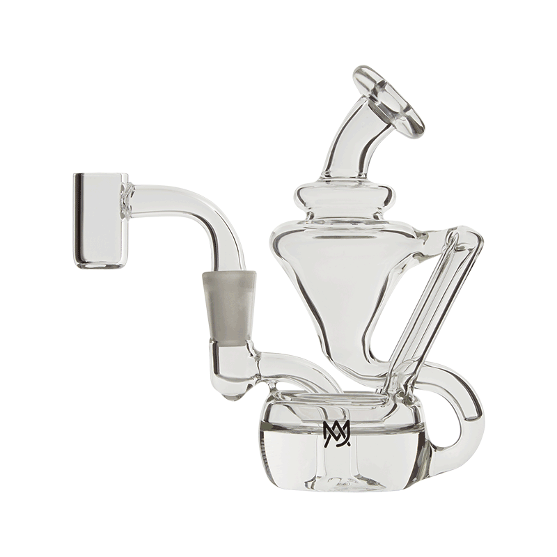 Close-up of Claude Mini Rig showcasing its compact design and 10 mm connection.