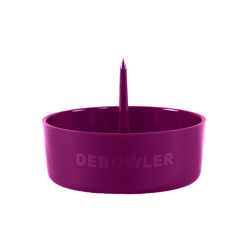 Close-up of the debowler ashtray showing the built-in poker for ash removal